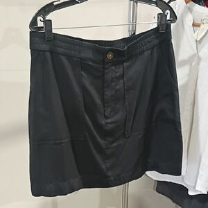 LOFT Charcoal Button-Down Skirt. Classic And Comfy. Large